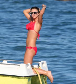 Brooke Vincent feet photo thumbnail