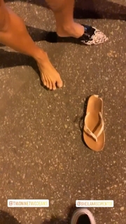 Gracyanne Barbosa feet photo thumbnail