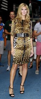Heidi Klum feet photo thumbnail