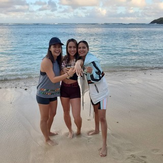 Erin Lim feet photo thumbnail