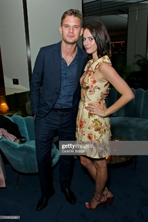 Kaya Scodelario feet photo thumbnail
