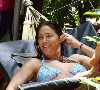 Lisa Snowdon feet photo thumbnail