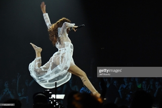 Halsey feet photo thumbnail