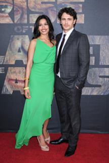 Freida Pinto feet photo thumbnail