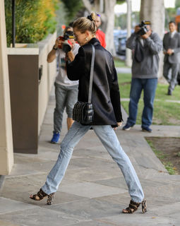 Hailey Bieber feet photo thumbnail