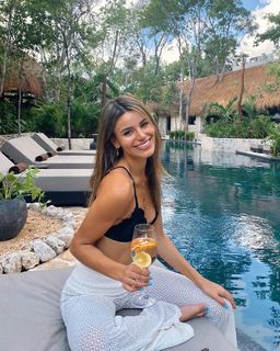 Madison Reed feet photo thumbnail