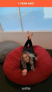 Kyle Unfug feet photo thumbnail