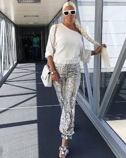 Jelena Karleusa feet photo thumbnail
