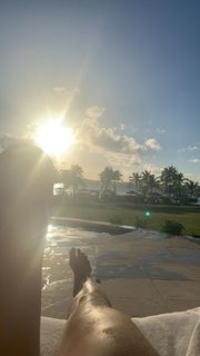 Jordana Brewster feet photo thumbnail