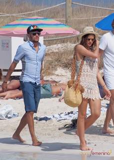 Bruna Marquezine feet photo thumbnail