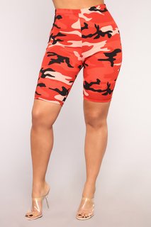 Amber Rose feet photo thumbnail