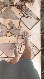 Alaine Crissiê feet photo thumbnail