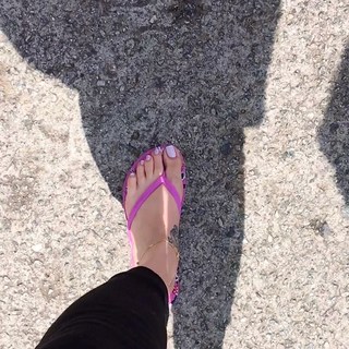Jaqueline Mello feet photo thumbnail