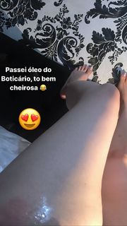 Jaqueline Mello feet photo thumbnail