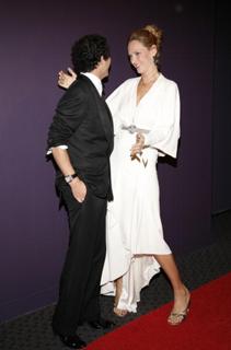 Uma Thurman feet photo thumbnail