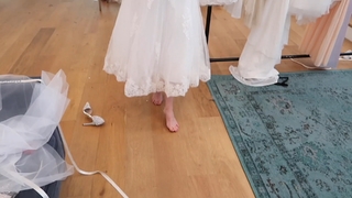 Colleen Ballinger feet photo thumbnail