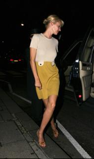 Uma Thurman feet photo thumbnail