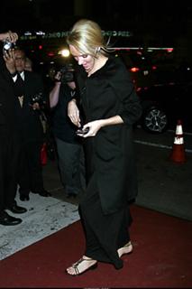 Uma Thurman feet photo thumbnail