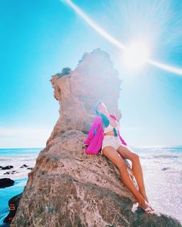 Jade Picon feet photo thumbnail