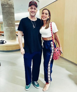 Anitta feet photo thumbnail