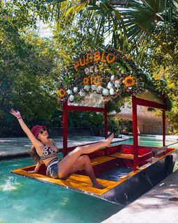 Jade Picon feet photo thumbnail