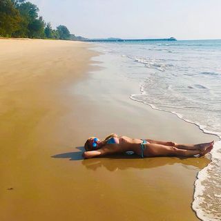 Sonya Kraus feet photo thumbnail