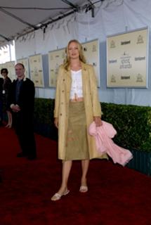 Uma Thurman feet photo thumbnail