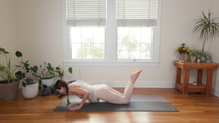 Adriene Mishler feet photo thumbnail