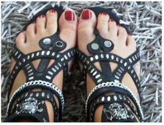 Melissa Satta feet photo thumbnail