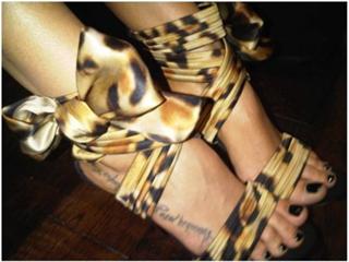 Melissa Satta feet photo thumbnail