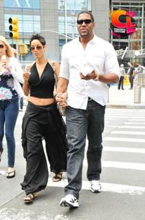 Nicole Murphy feet photo thumbnail