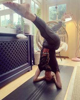 Fearne Cotton feet photo thumbnail