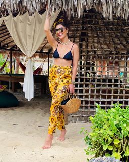 Juliana Paes feet photo thumbnail