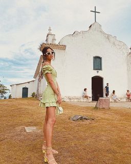 Bruna Marquezine feet photo thumbnail