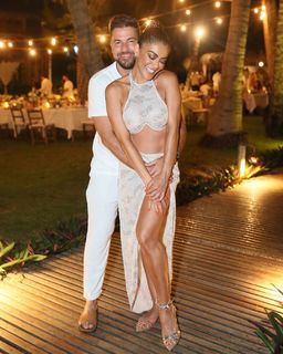 Juliana Paes feet photo thumbnail