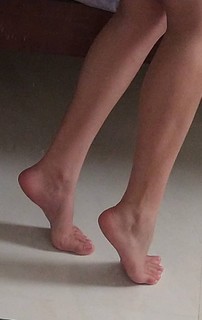 Isa Pes feet photo thumbnail