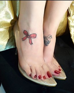 Jaqueline Mello feet photo thumbnail