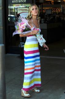 Kristin Cavallari feet photo thumbnail