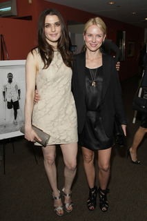 Naomi Watts feet photo thumbnail
