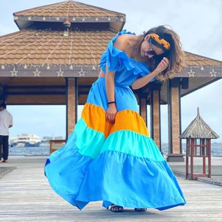 Hina Khan feet photo thumbnail
