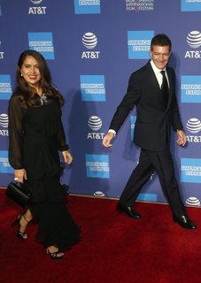 Salma Hayek feet photo thumbnail