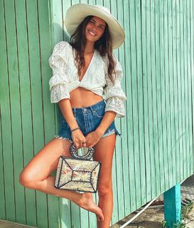 Sara Sampaio feet photo thumbnail