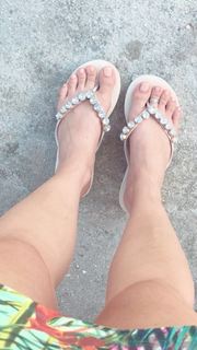 Alaine Crissiê feet photo thumbnail