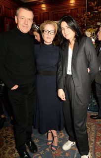 Gillian Anderson feet photo thumbnail