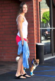 Hilary Swank feet photo thumbnail