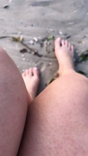Alaine Crissiê feet photo thumbnail