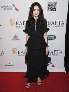 Abigail Spencer feet photo thumbnail