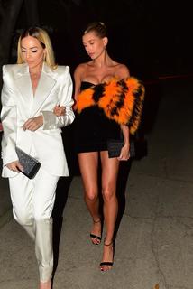 Hailey Bieber feet photo thumbnail