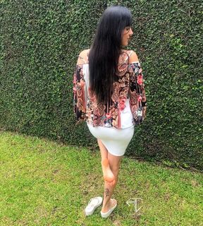 Alaine Crissiê feet photo thumbnail