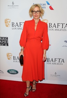 Gillian Anderson feet photo thumbnail